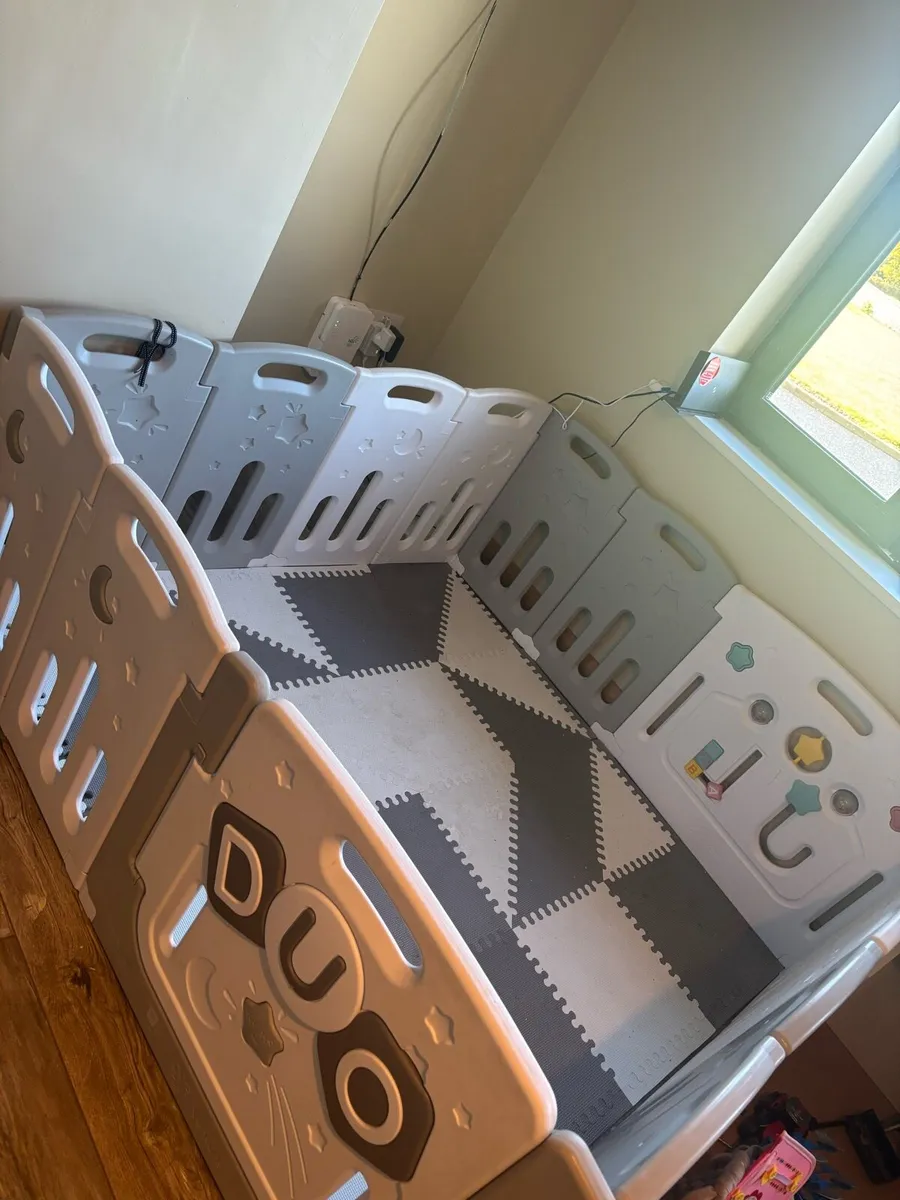 Playpen - Venture - Image 1