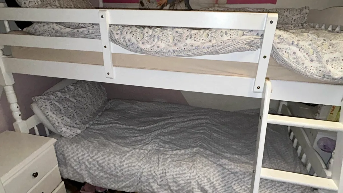 Bunk beds - Image 4