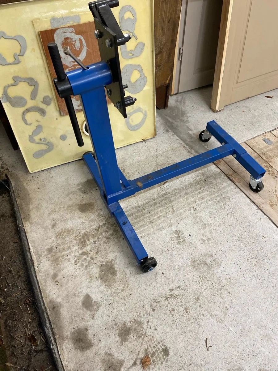 Engine Stand - Image 3