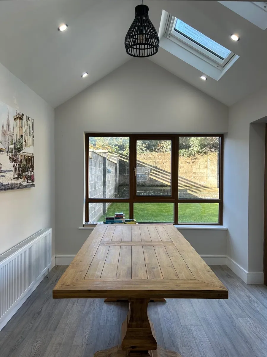 Dining table - Image 4