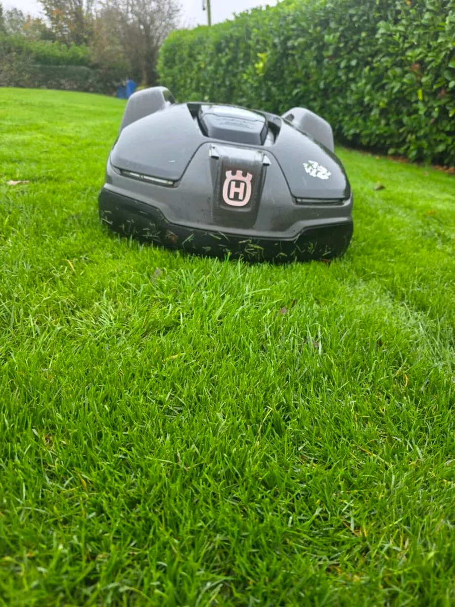 Robot Mower Husqvarna 430x - Image 3