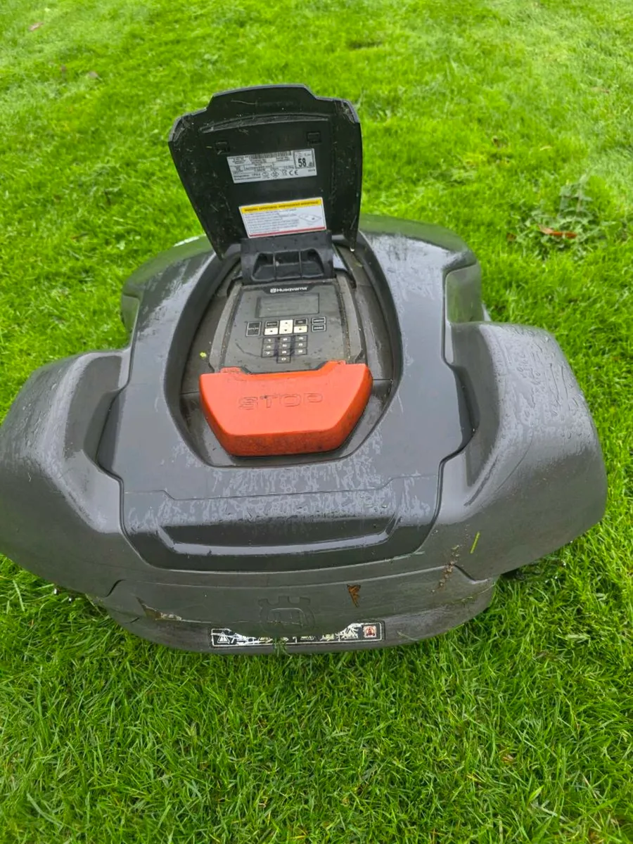 Robot Mower Husqvarna 430x - Image 4