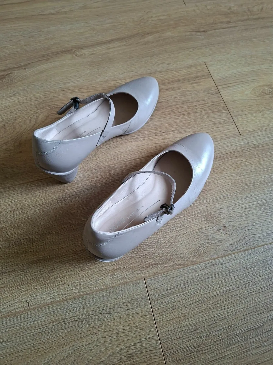 Shoes - Image 1