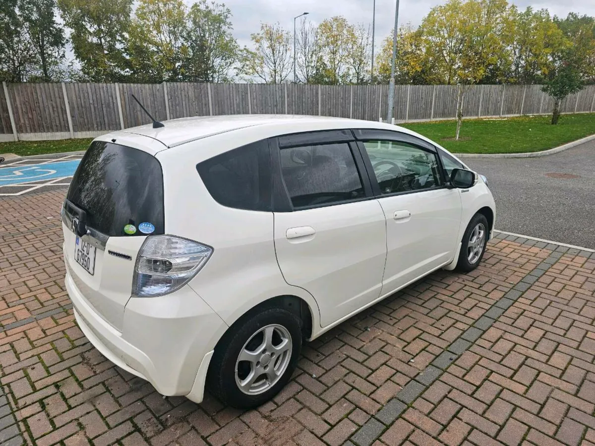 Honda fit 2012, hybrid, automatic tran,  fresh NCT - Image 2