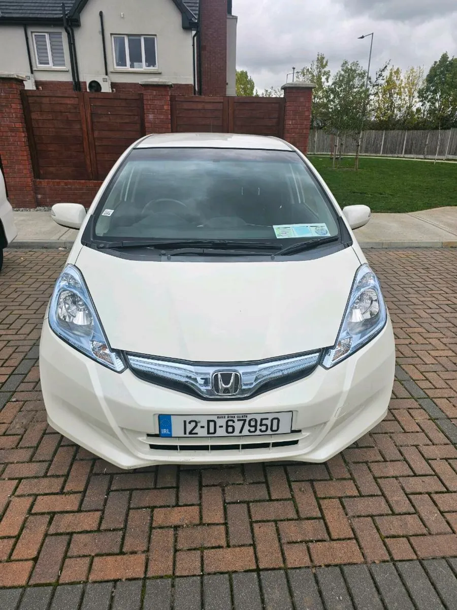 Honda fit 2012, hybrid, automatic tran,  fresh NCT - Image 1