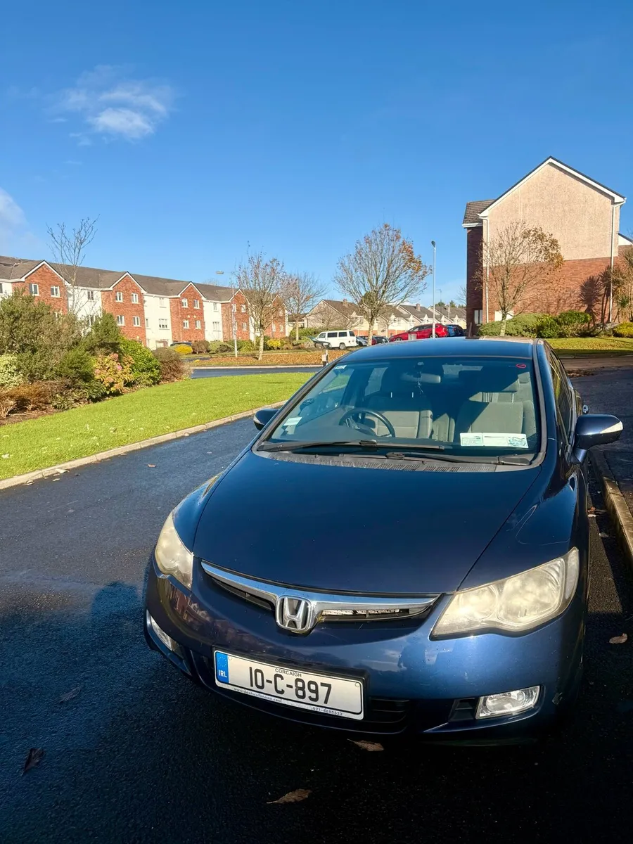 Honda Civic 1.3 Automatic Petrol Hybrid - Image 1