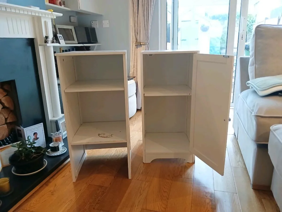 Cabinet - Image 2