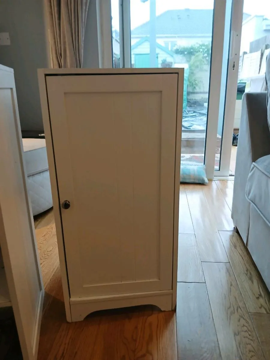 Cabinet - Image 4