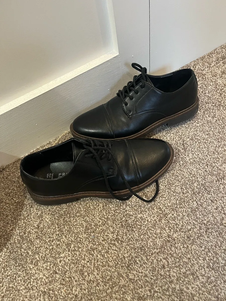 Black shoes - Image 1