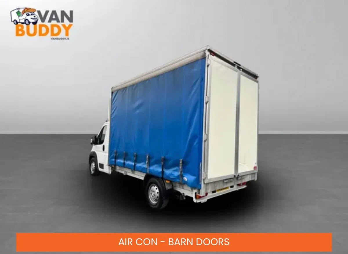 2018 Peugeot Boxer Curtainsider - Image 3