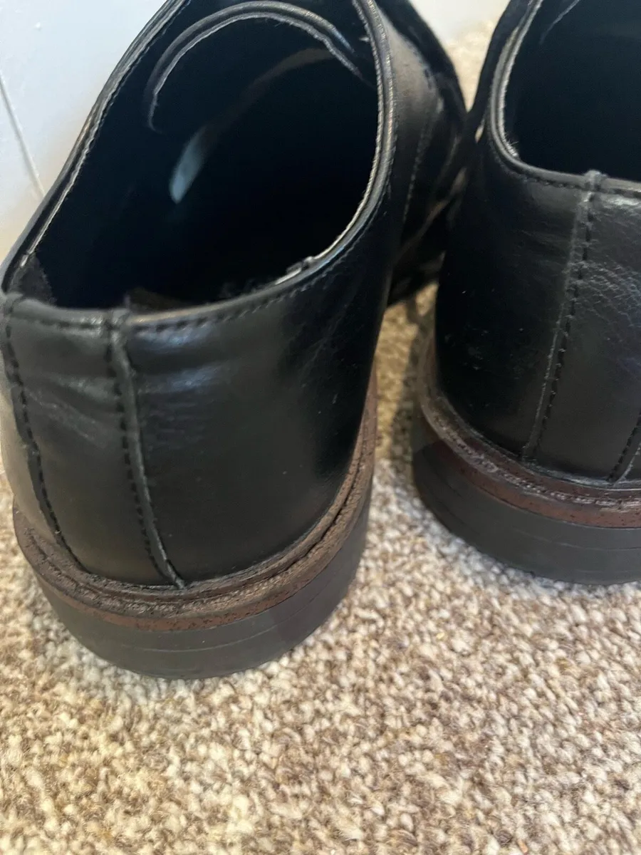 Black shoes - Image 4