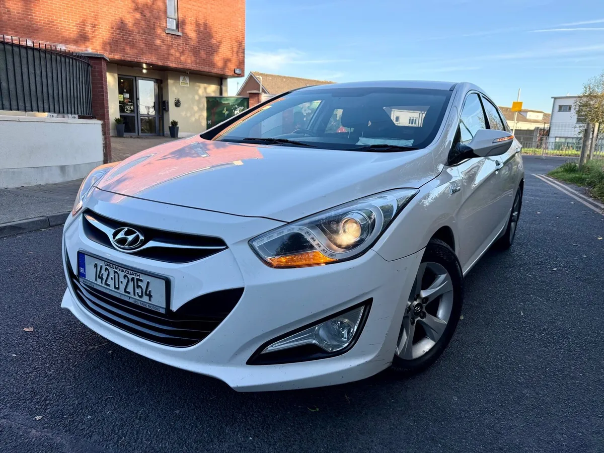 Hyundai I-40 NCT 07.26 Tax 07,26 - Image 3