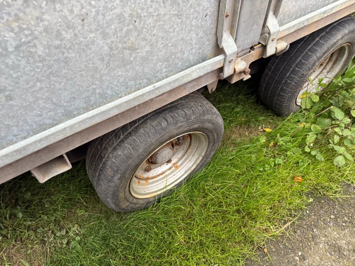 Ifor Williams 12ft 6’6 drop sides trailer - Image 4