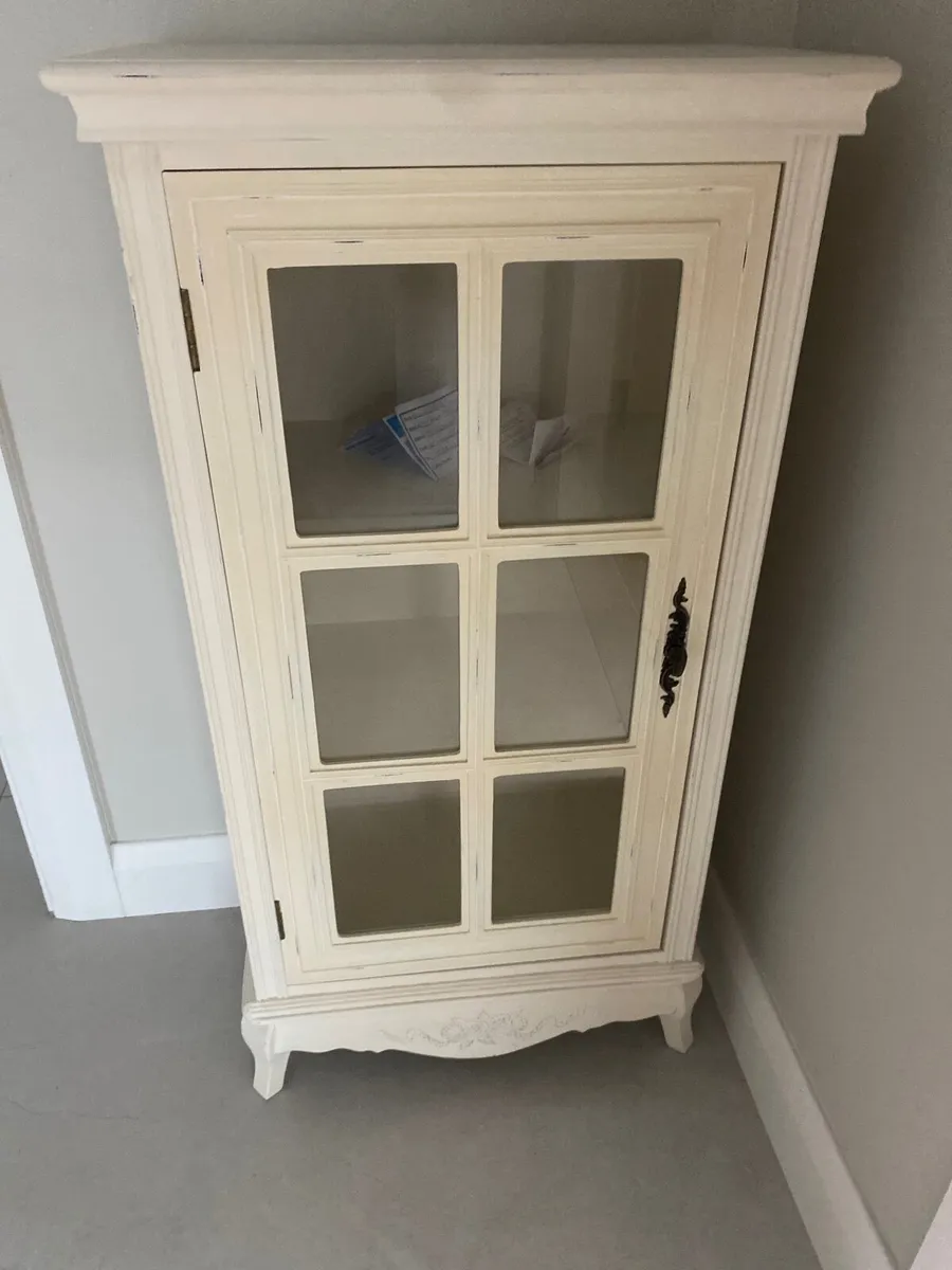 Display cabinet - Image 1