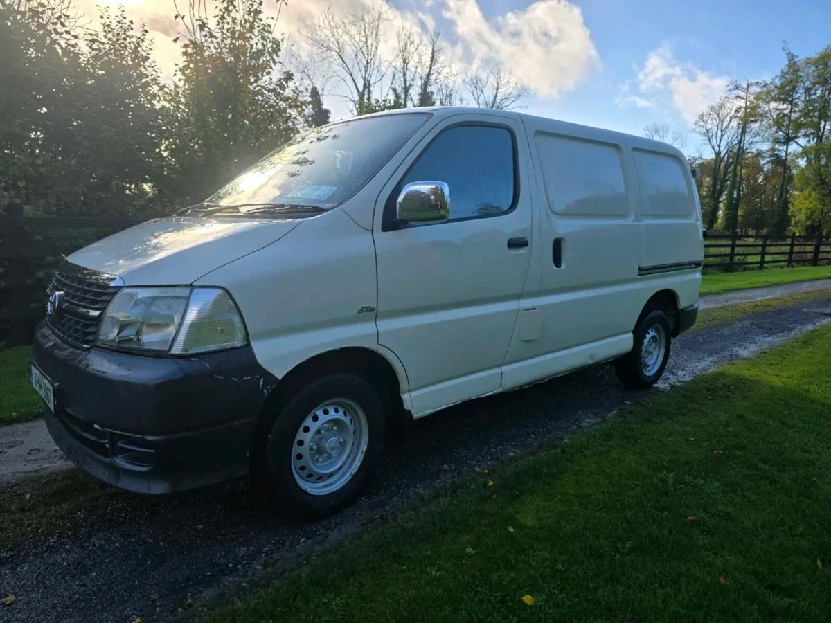 2011 TOYOTA HIACE 280 2.5 D-4D 95 SWB HIGH SPEC - Image 3