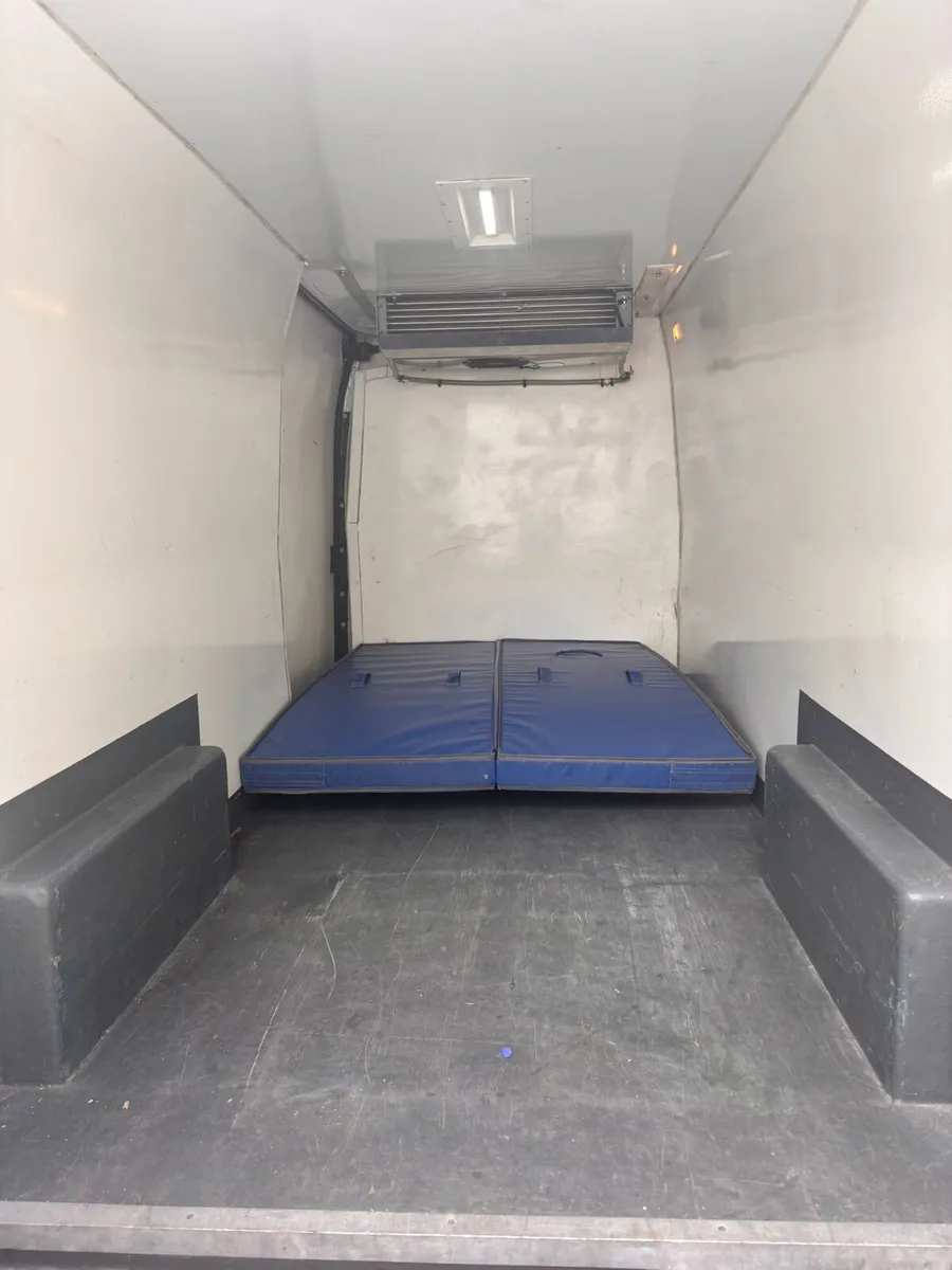 2020 Master Fridge Van with plug in - Image 2