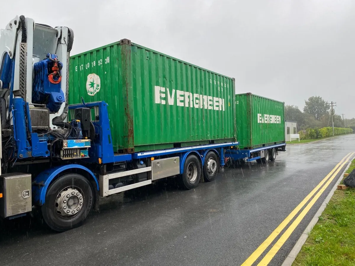 Shipping container - Image 1