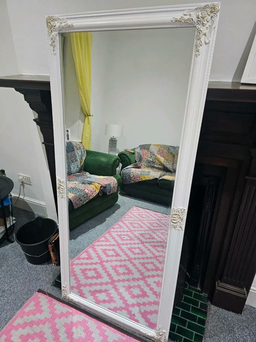 Two Mirrors - Image 2