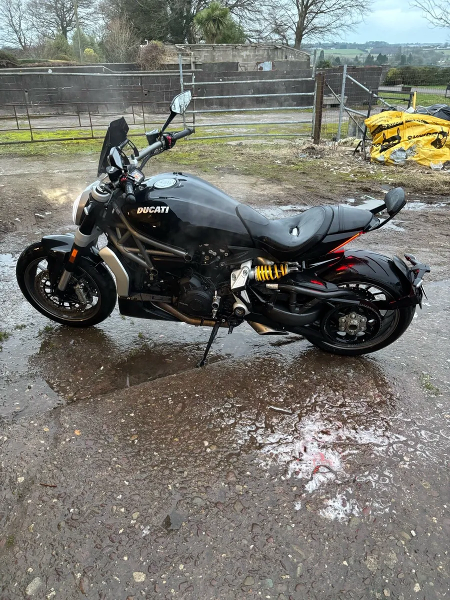 Motorcycle - Image 3