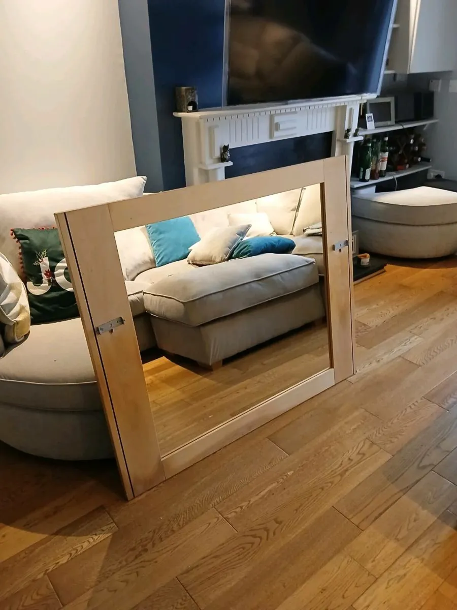 Mirror - Image 3