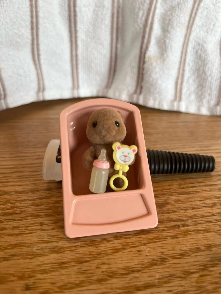 Sylvanian Families Bundle - Image 2
