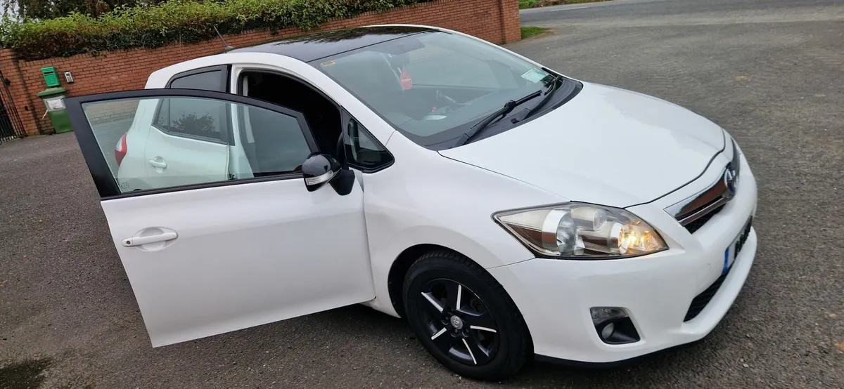 Toyota Auris 2011, 1.8Hybrid, NEW NCT, €5900 - Image 3