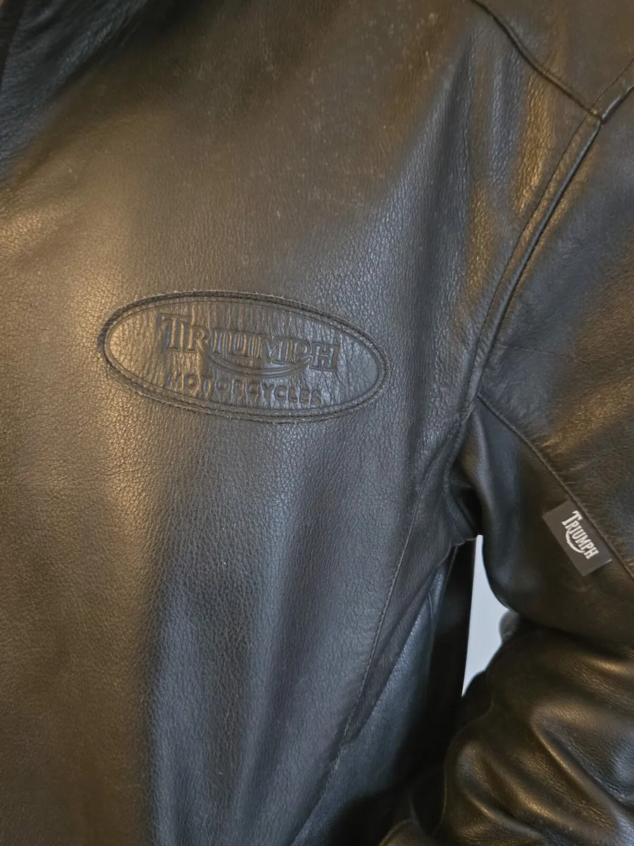 Triumph leather motorcycle jacket L - Image 3