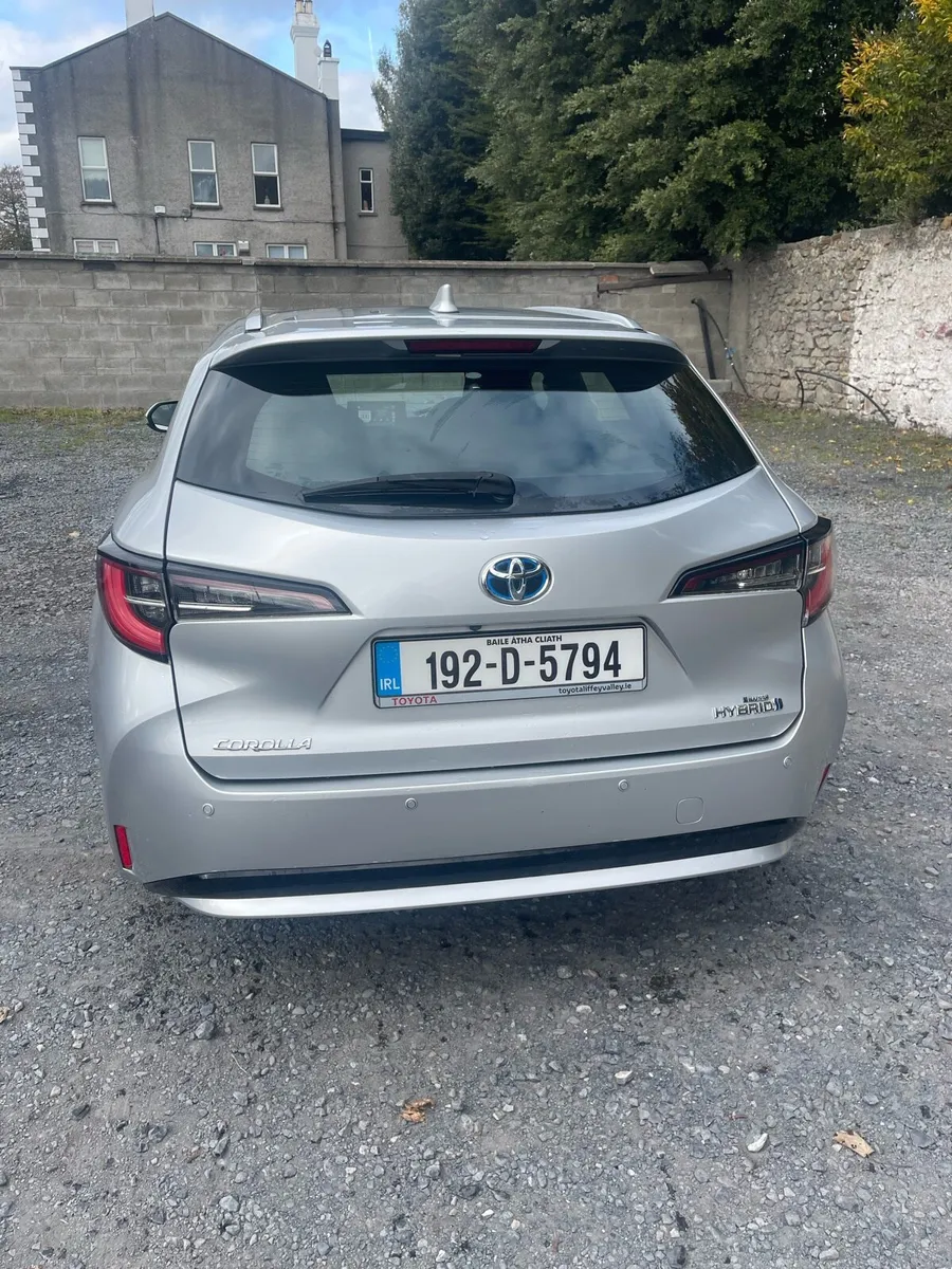 Toyota Corolla 1.8 hybrid - Image 3