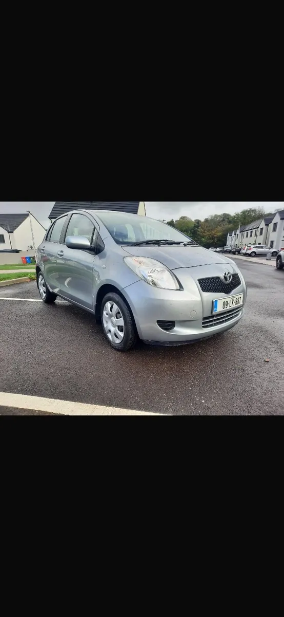 Toyota Yaris 2009 - Image 1