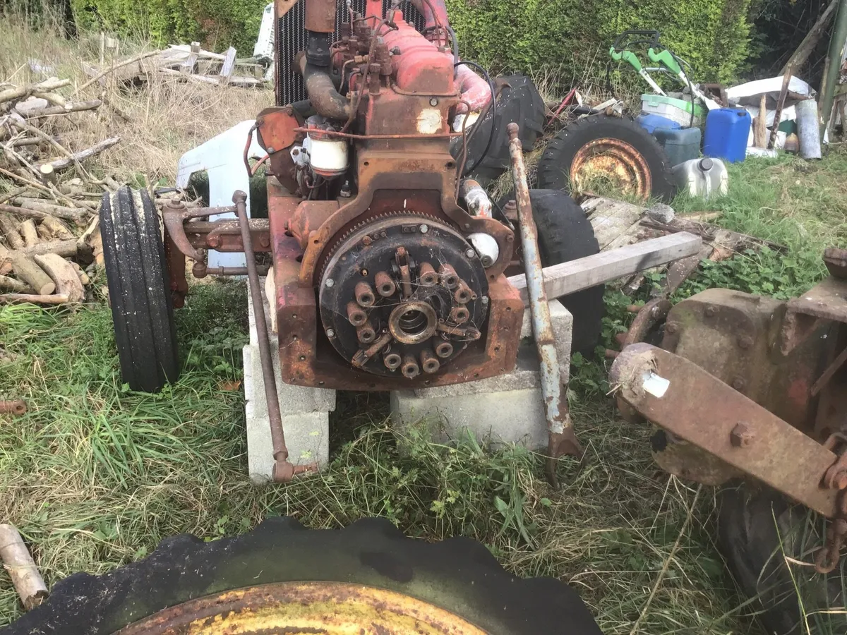 David Brown 990 Vintage tractor engine and bonnet - Image 1
