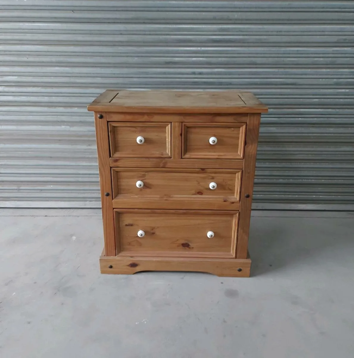 Chest of drawers - Image 1