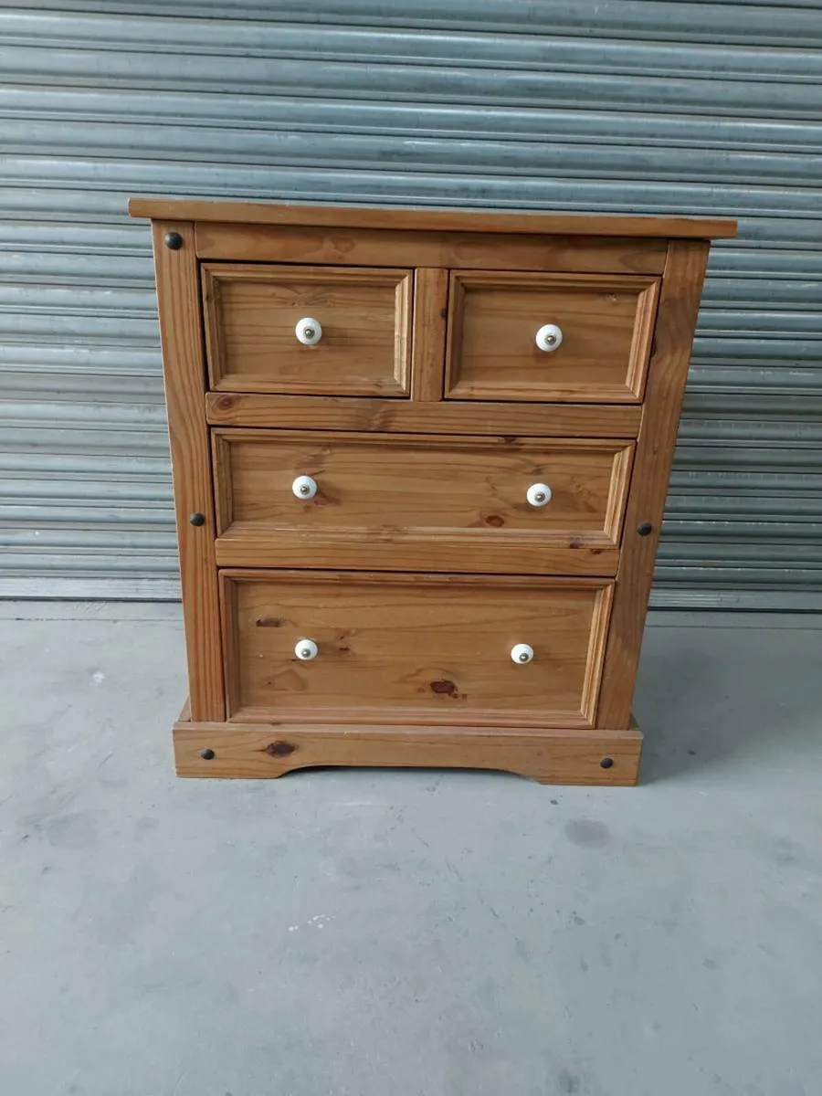 Chest of drawers - Image 2