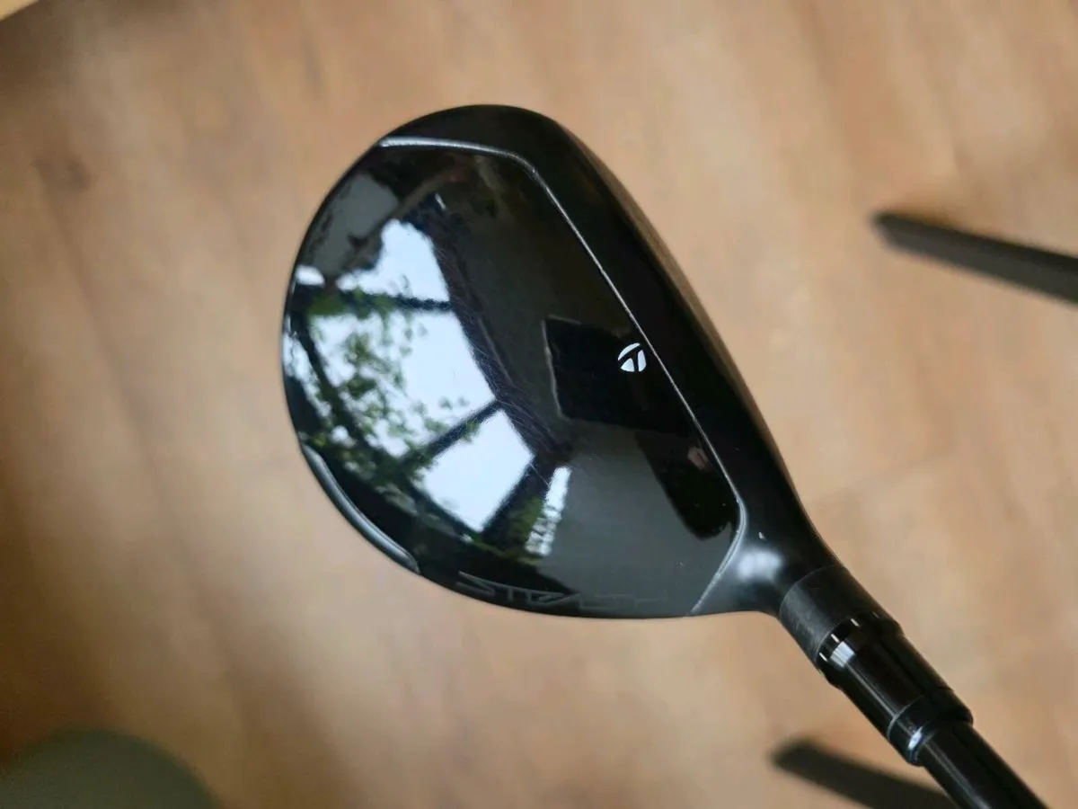 Left handed Taylormade stealth 2 plus 5 wood - Image 1