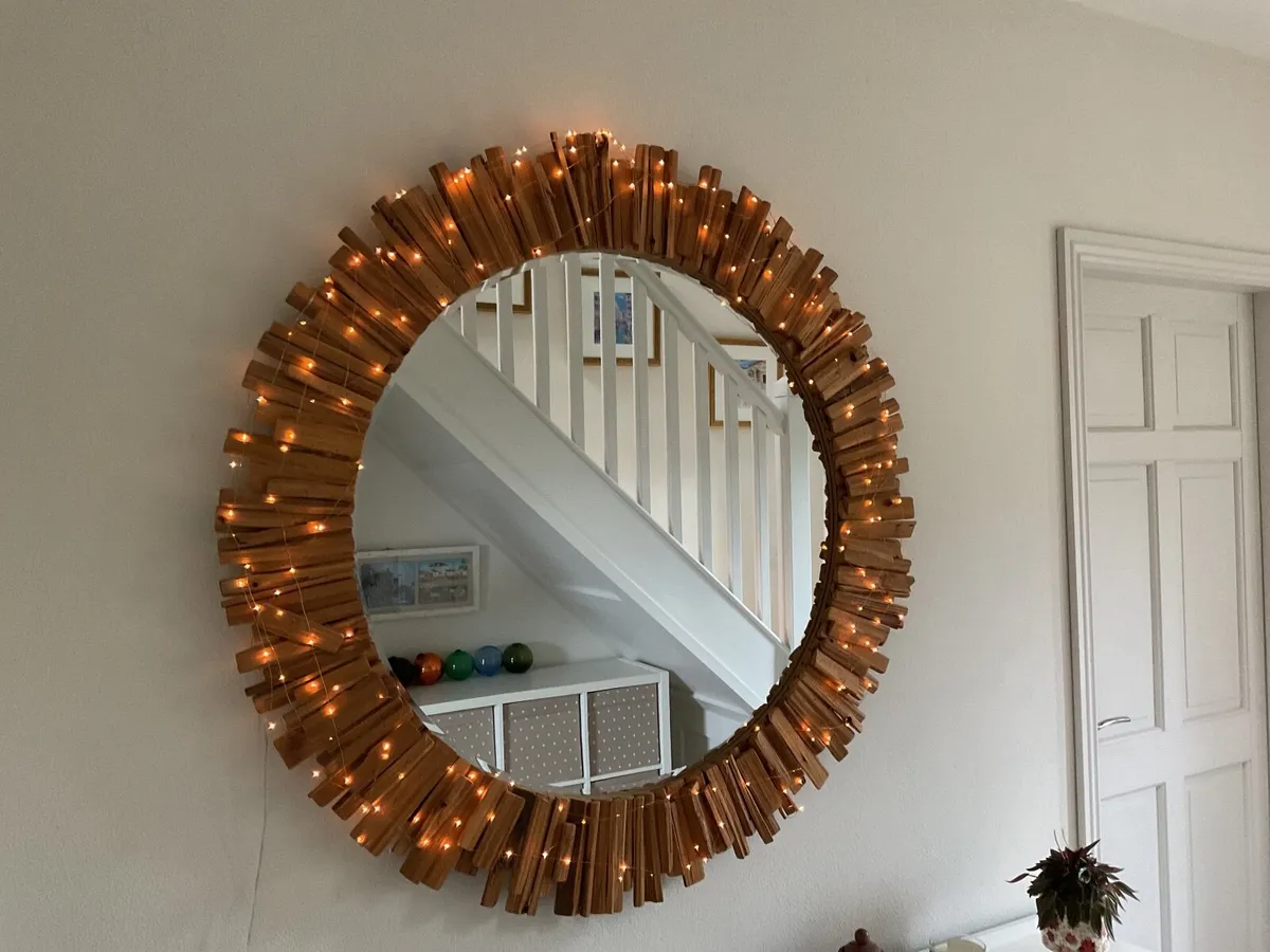 Mirror - Image 1