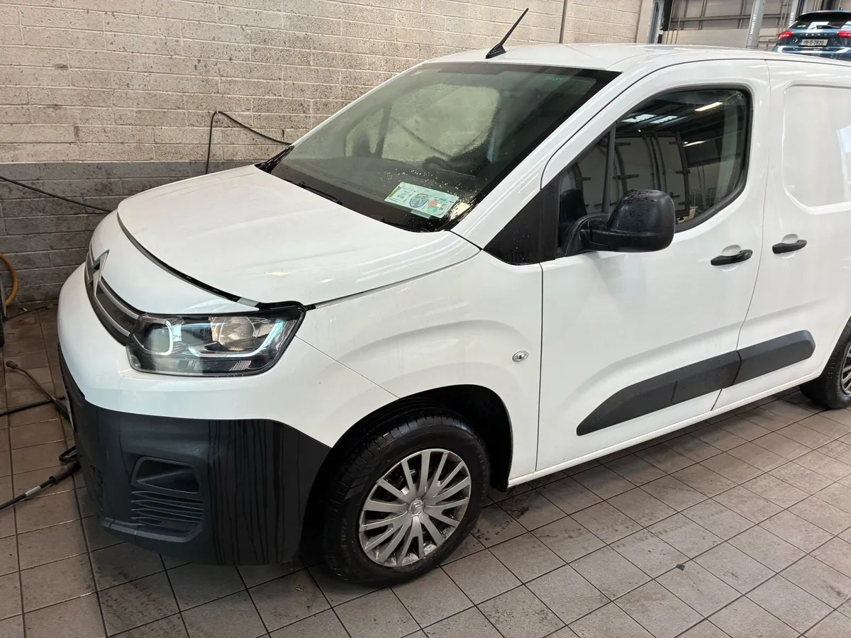 Citroen berlingo enterprise 1.5 HDI VAT included - Image 4