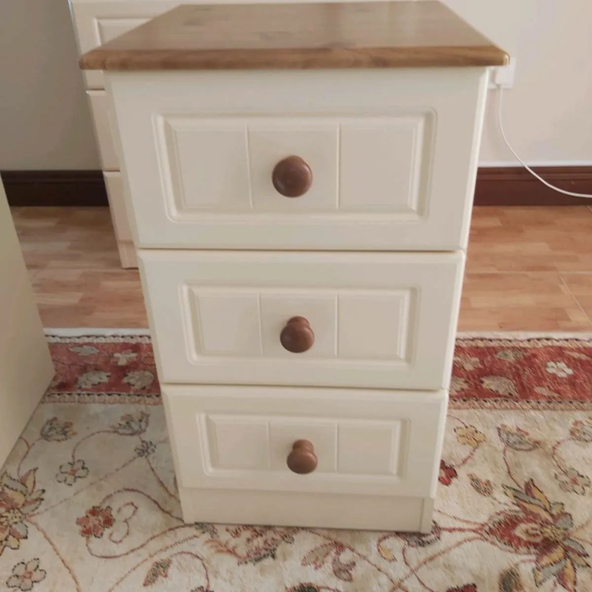 Lockers and chest of drawers - Image 3
