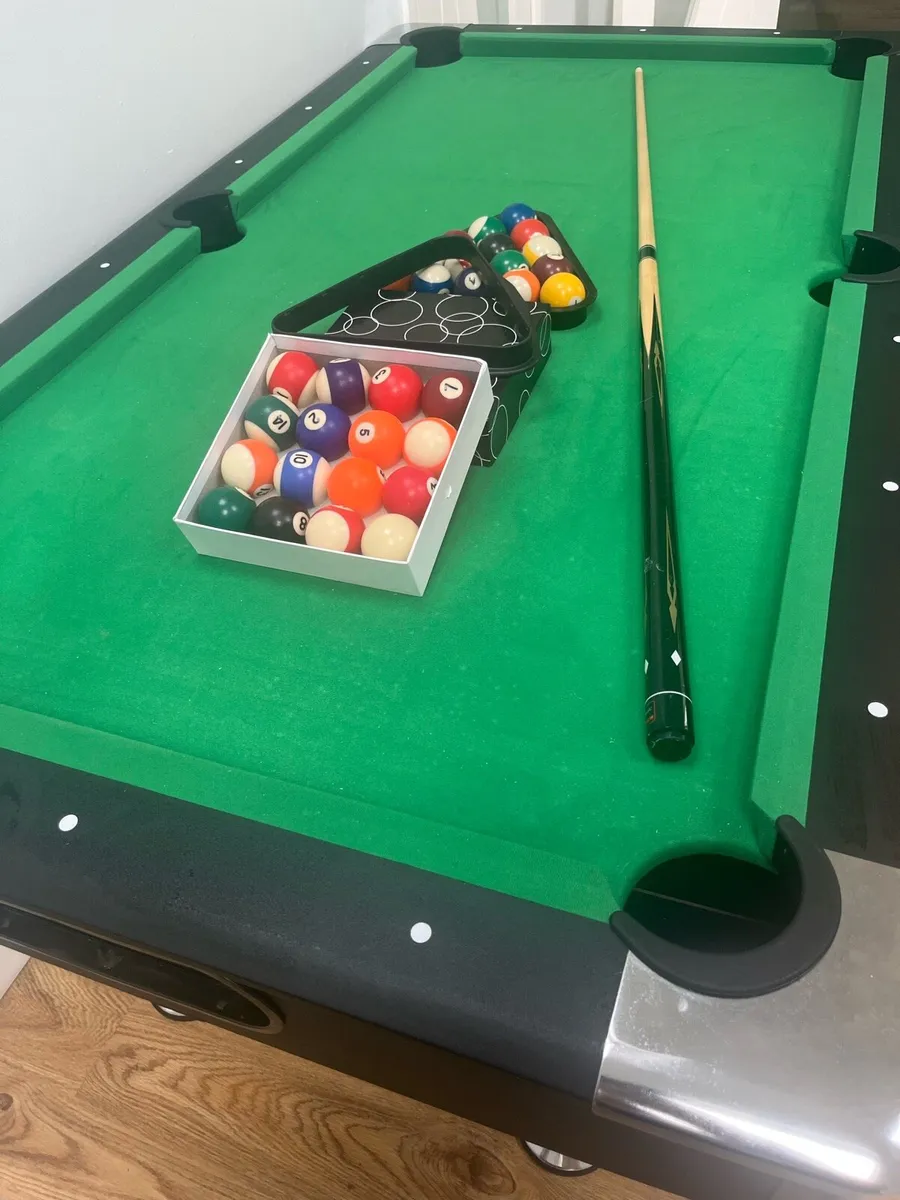 Pool table 6x3 - Image 1