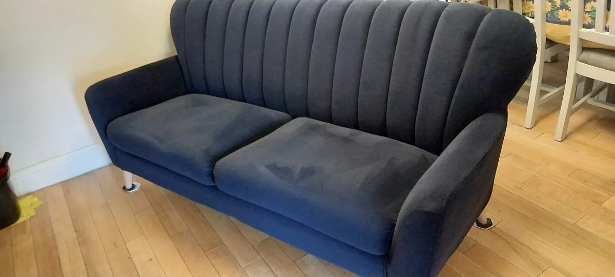 Couch - Image 2