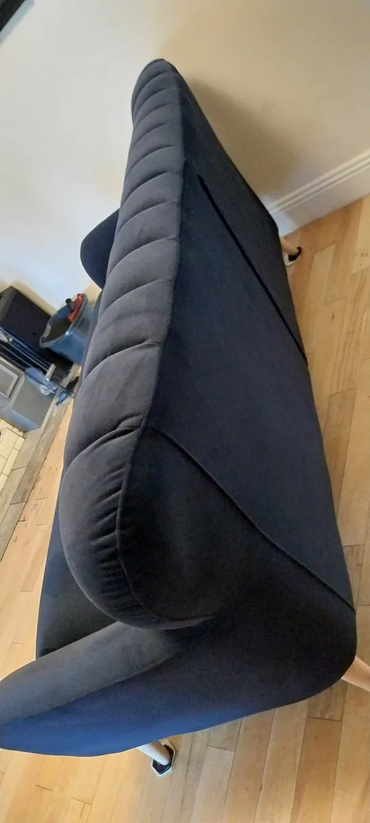 Couch - Image 3