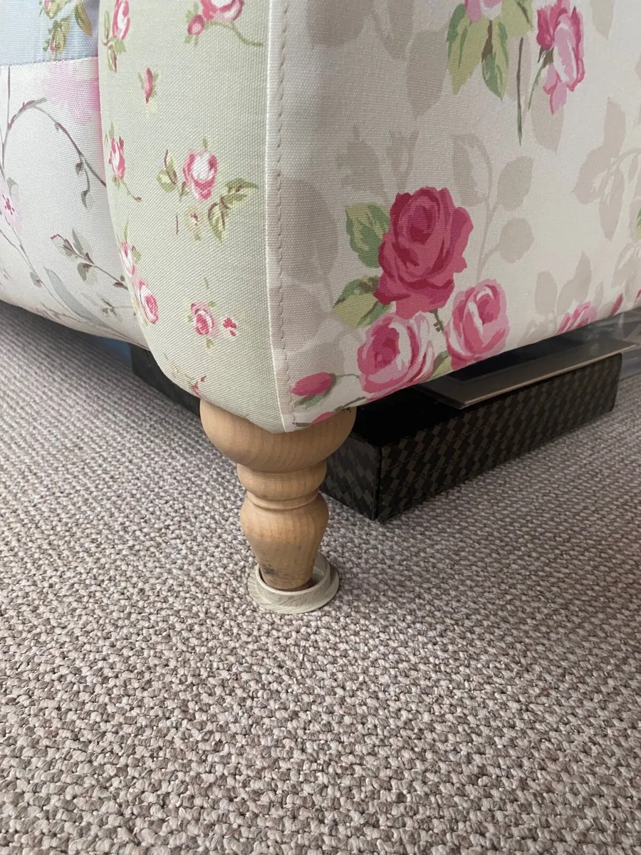 DFS Country Living Collection Couch - Image 3