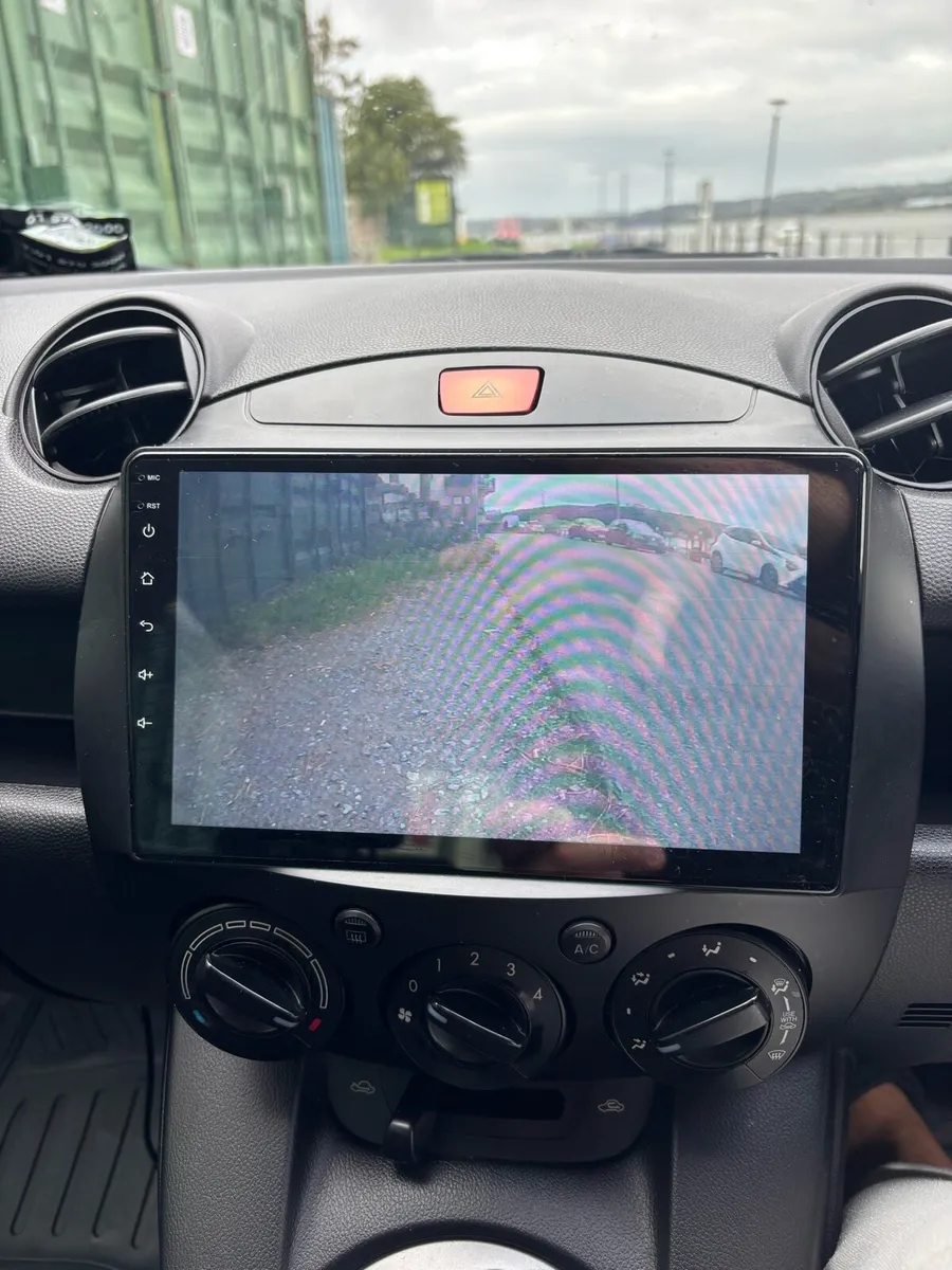 Mazda demio - Image 4