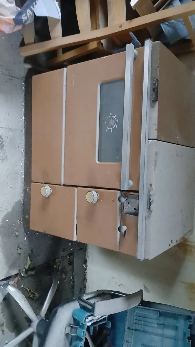 Oil cooker - Image 1