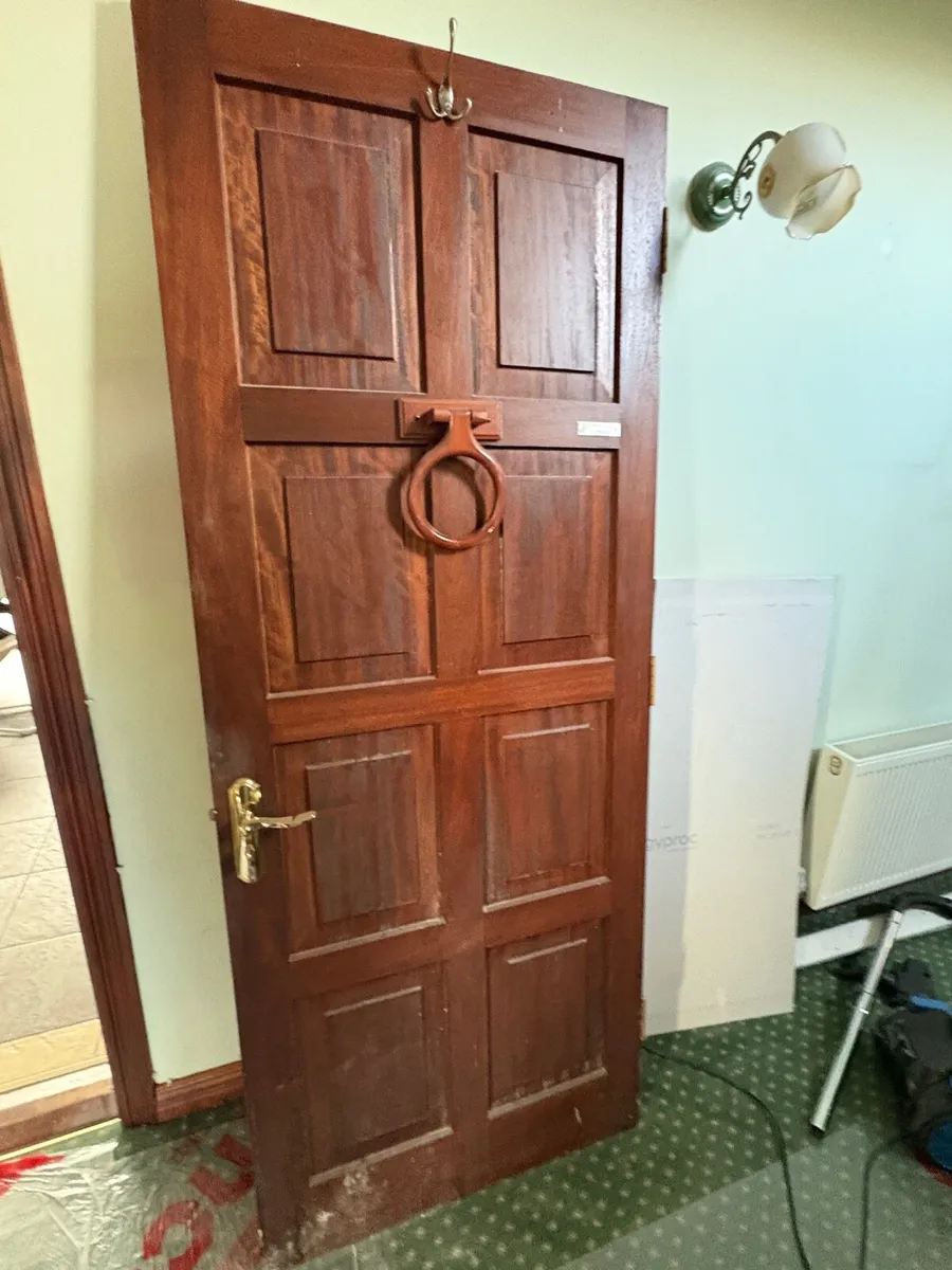Wooden door - Image 1