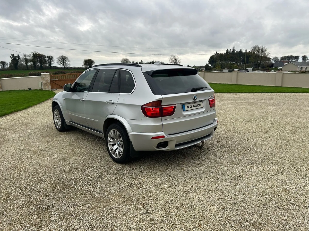 BMW X5 - Image 2