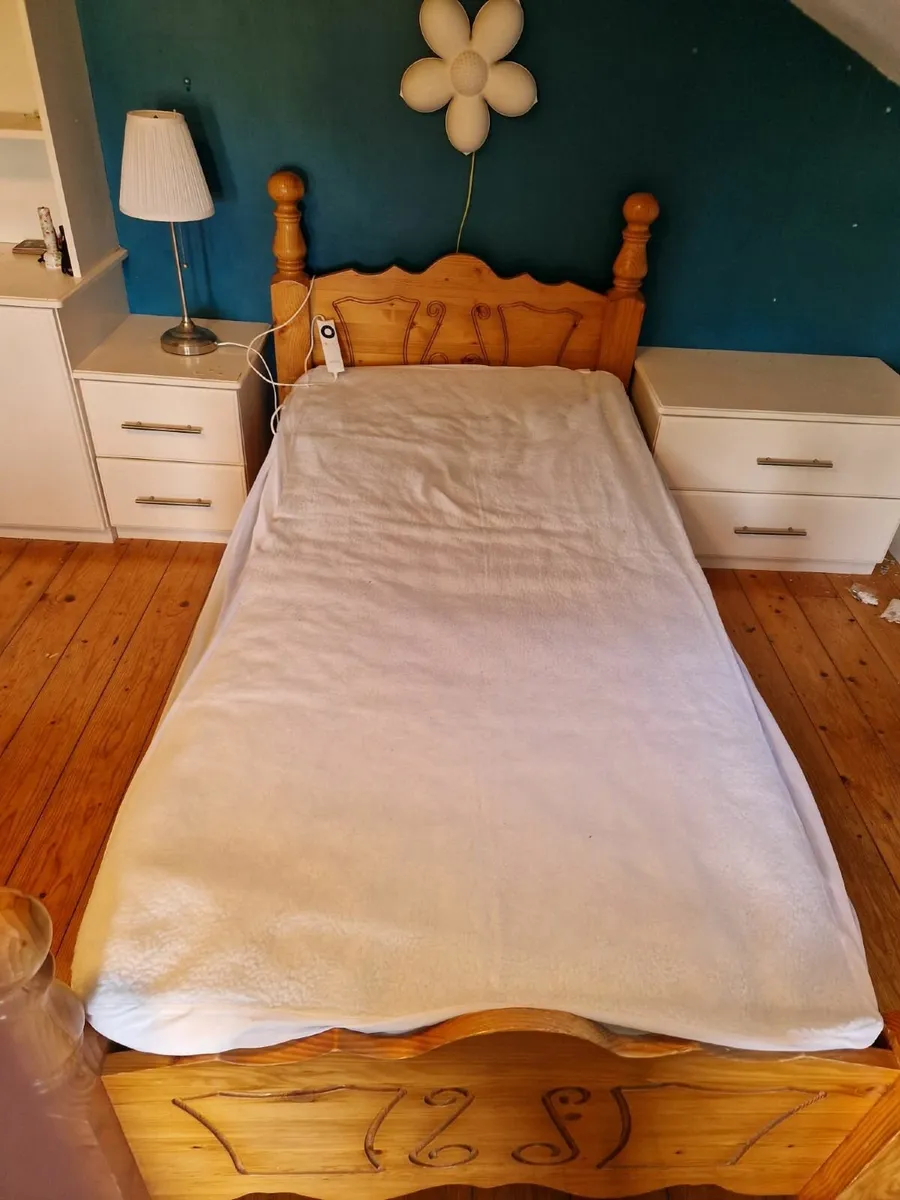Bed - Image 2