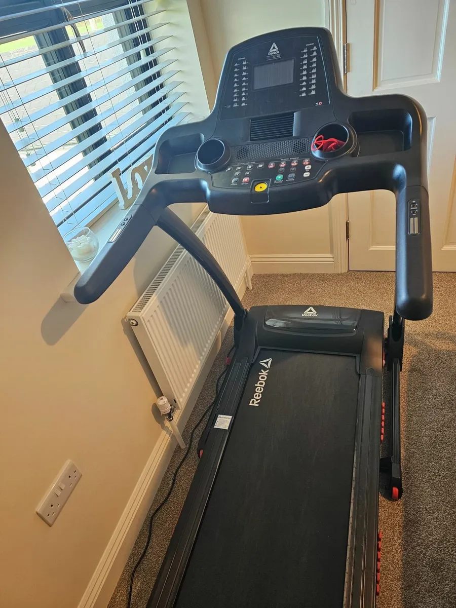 Reebok One GT-40 Treadmill - Image 1