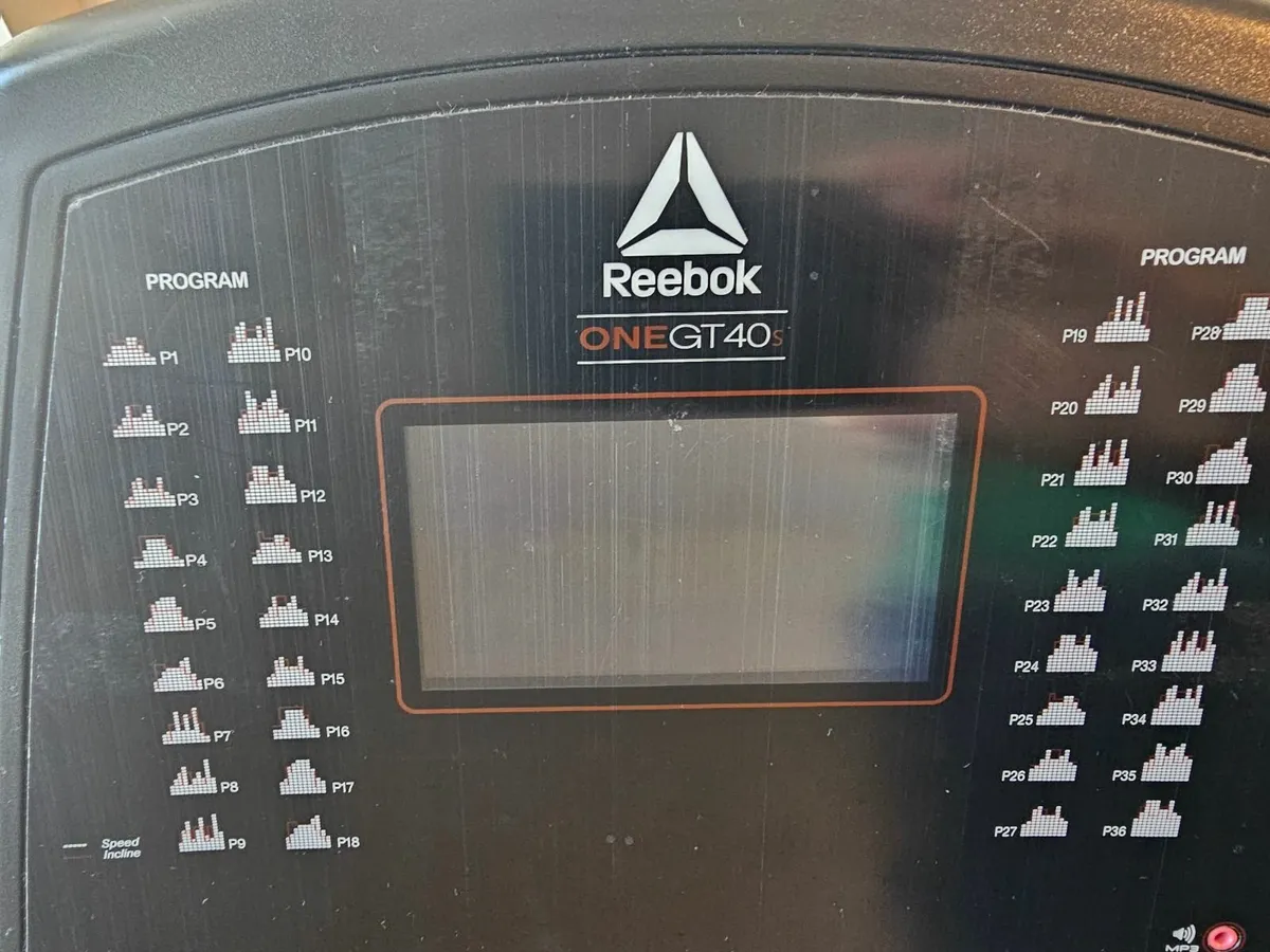 Reebok One GT-40 Treadmill - Image 2