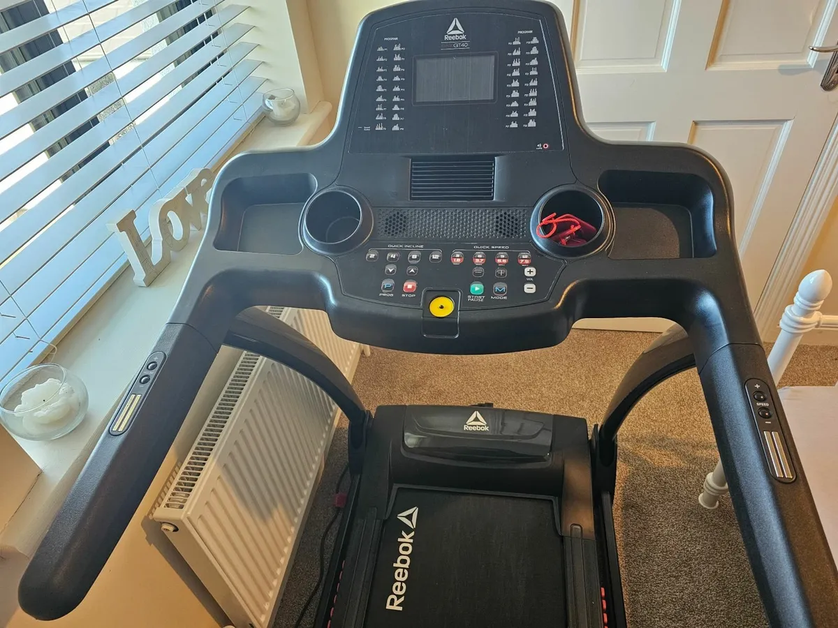 Reebok One GT-40 Treadmill - Image 3