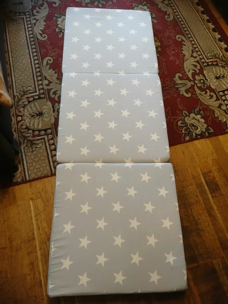 Foldable Three Fold Mattress - Image 2