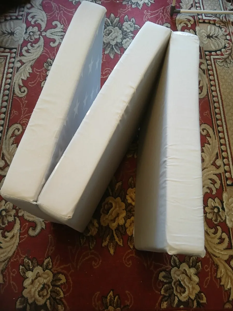 Foldable Three Fold Mattress - Image 4